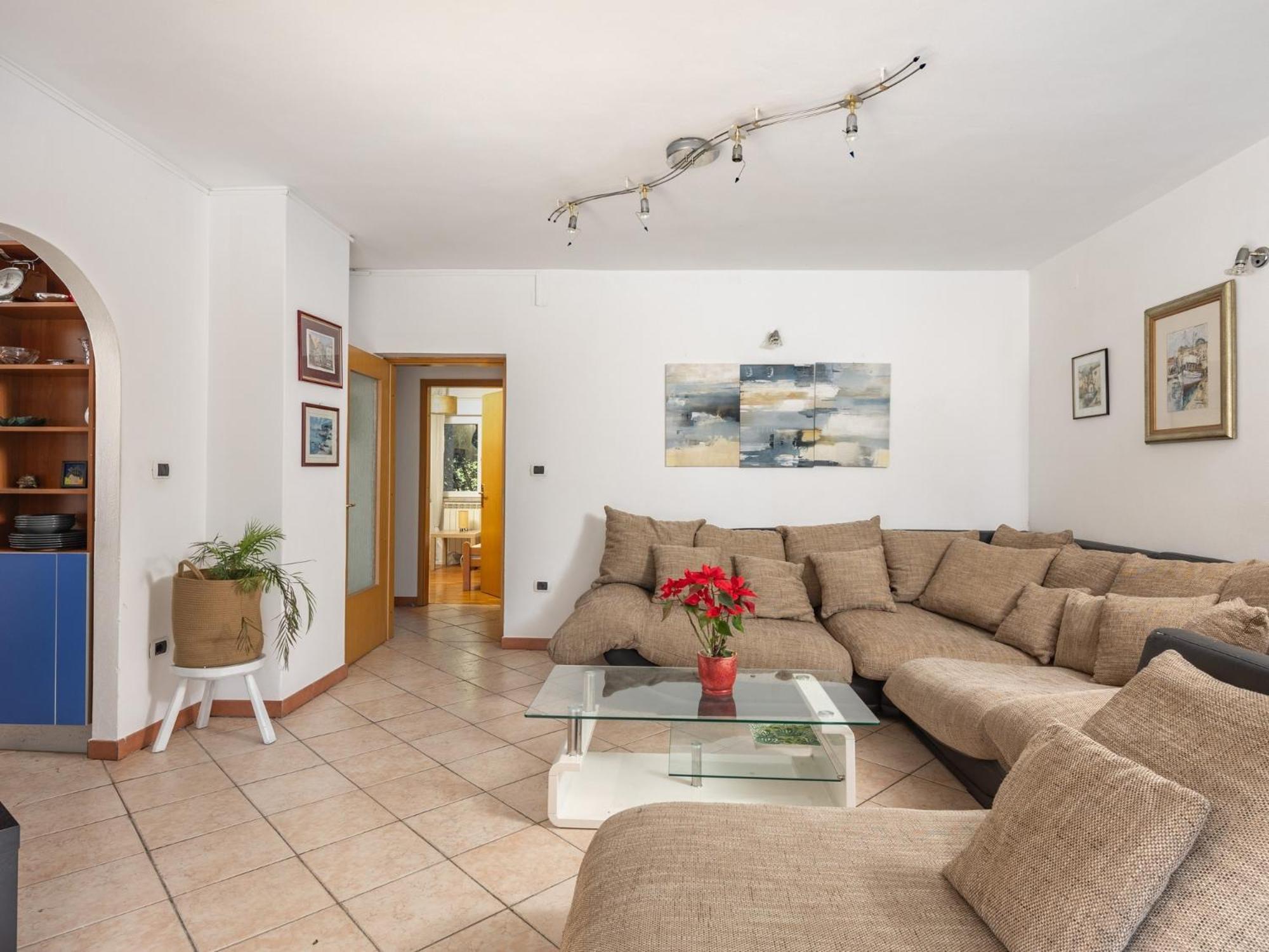 Apartments With A Parking Space Kostrena, Rijeka - 14285 객실 사진